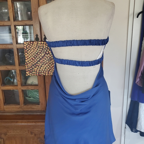 Princess Polly Strapless Dress in Royal Blue - Picture 5 of 12